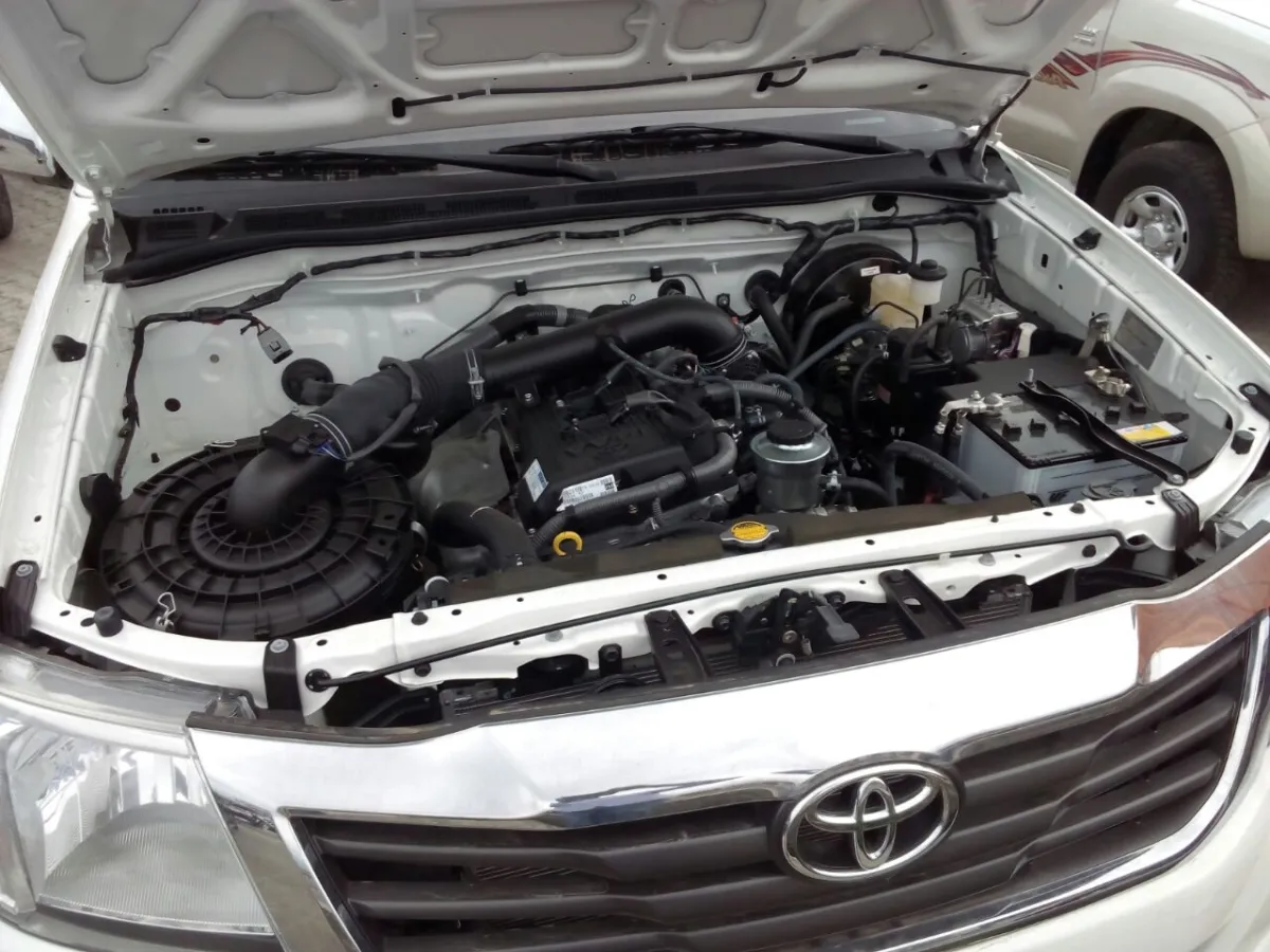 2014 4x4 Toyota Hilux (dubi Edition) - Image 3