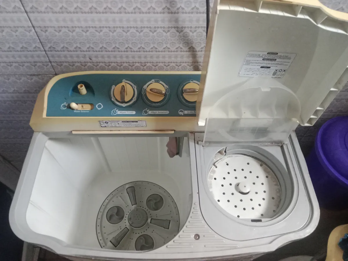 LG 6kg Twin Tub Washing Machine (Roller Jet Pulsator) - Image 2