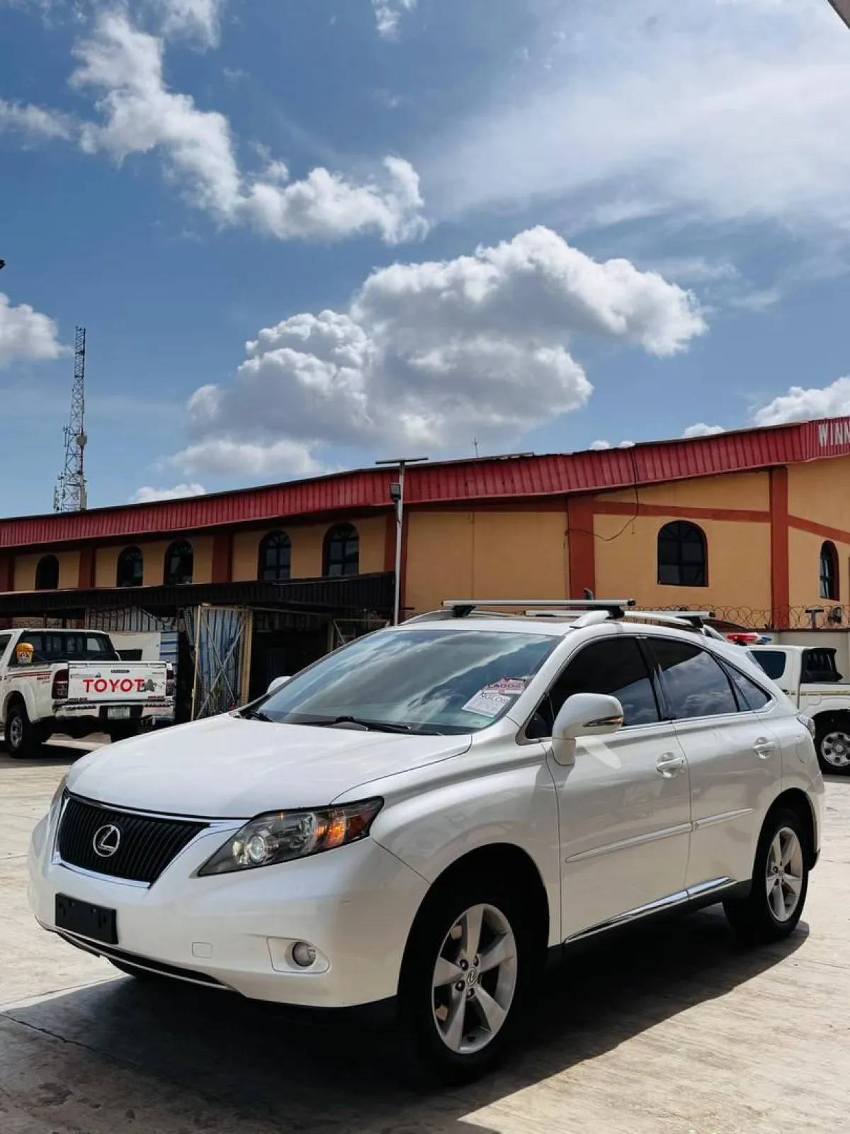 Foreign Used 2010 Lexus RX350 Full Option - Image 4