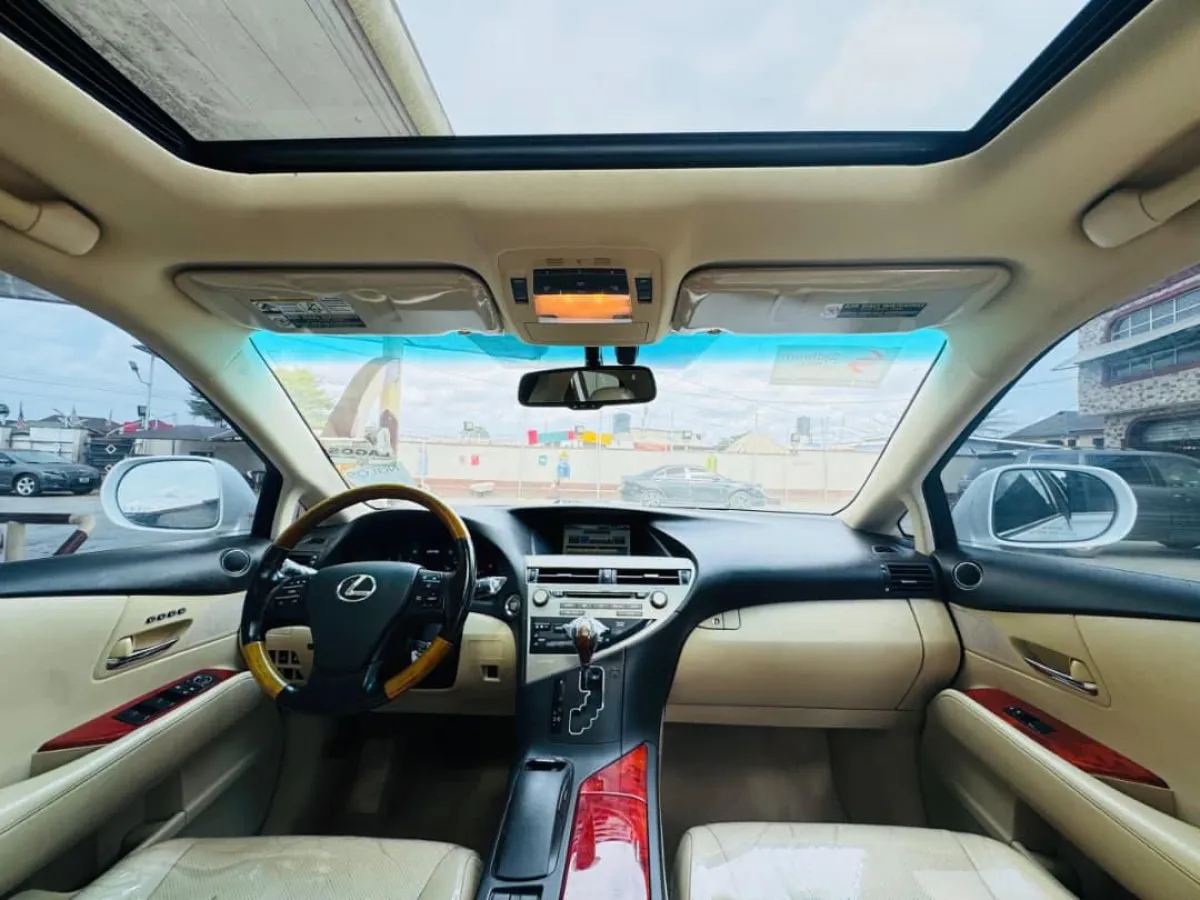 Foreign Used 2010 Lexus RX350 Full Option - Image 5