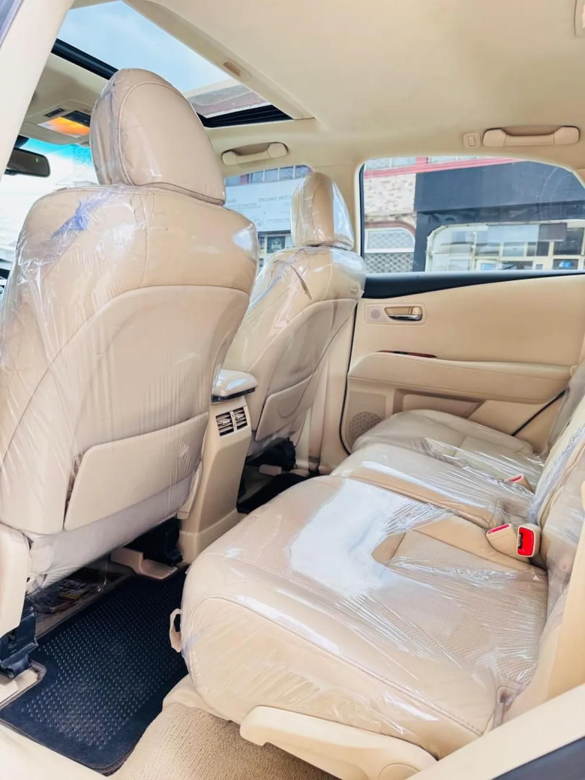 Foreign Used 2010 Lexus RX350 Full Option - Image 10