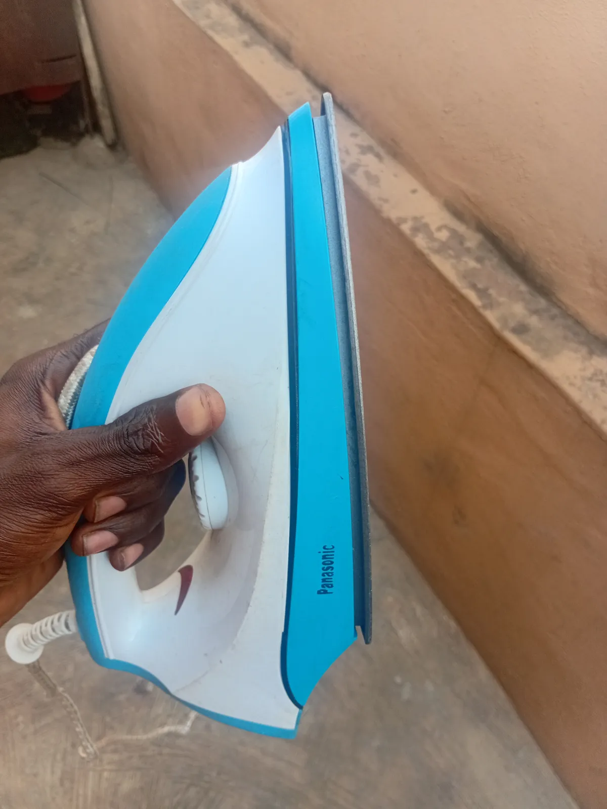 Panasonic dry iron - Image 1