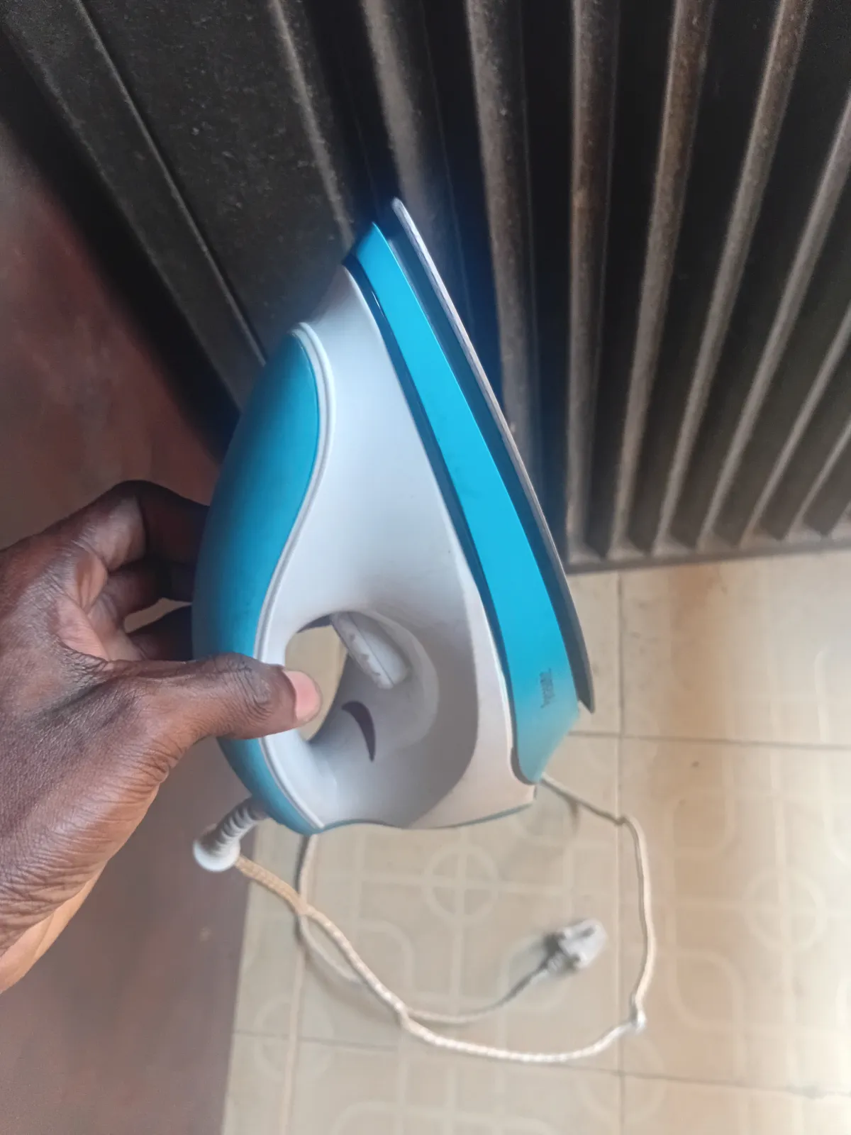 Panasonic dry iron - Image 3