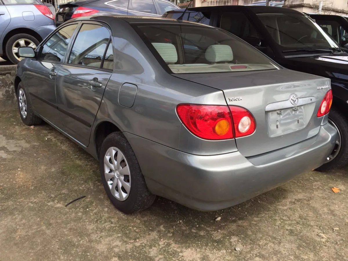Very neat Toyota Corolla for sale - Image 5