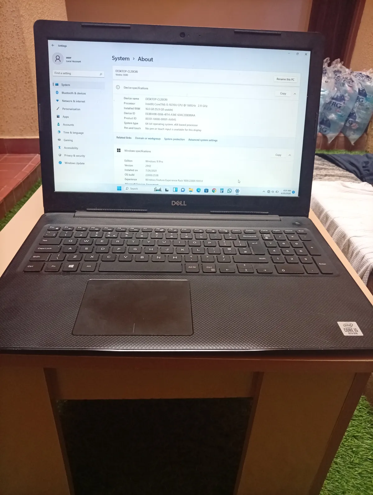 Dell Vostro 3590 - Image 1