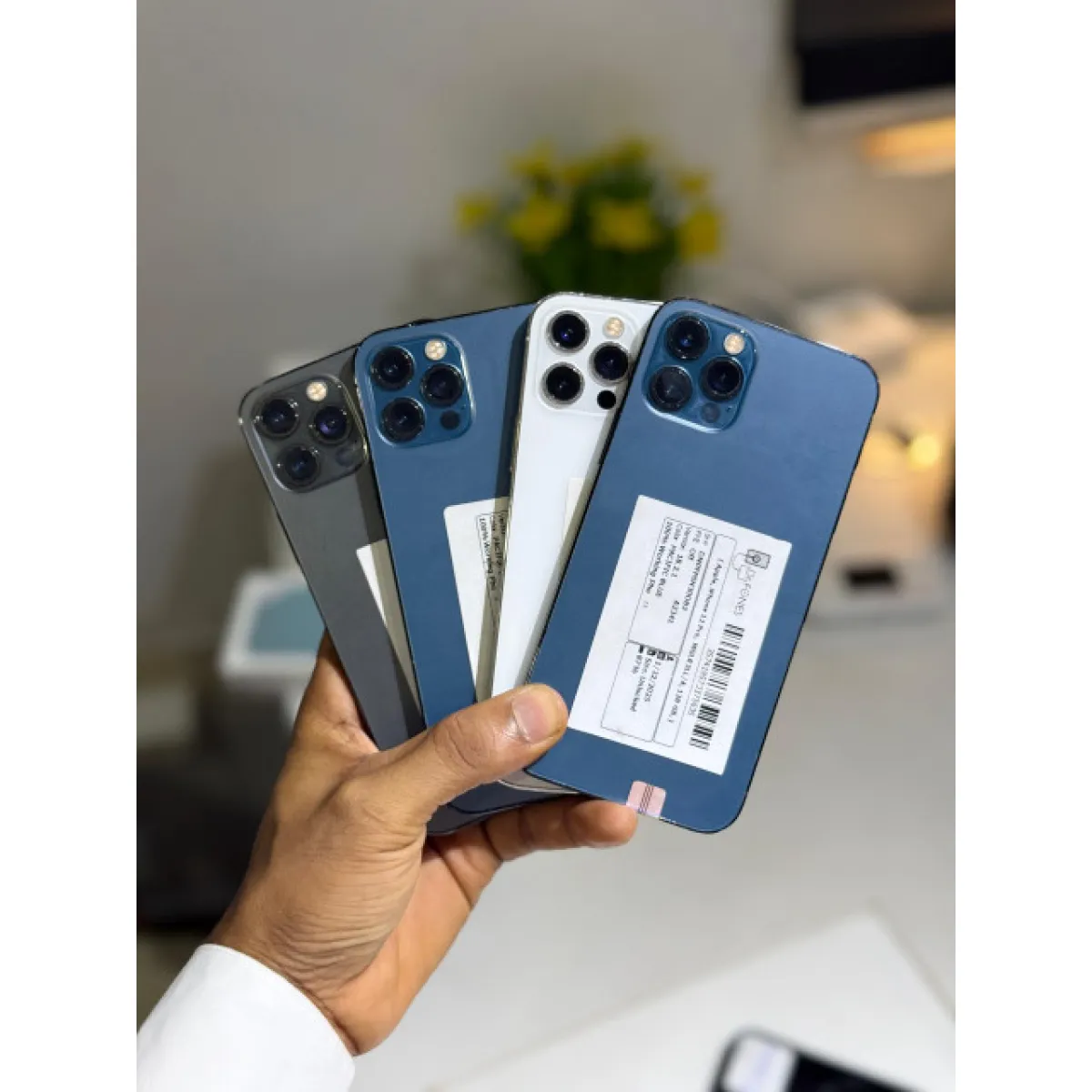 Apple iPhone 13pro 128GB clean and working perfectly - Image 2