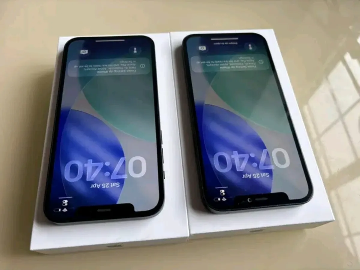 Iphone 11 is available for sale - Image 1