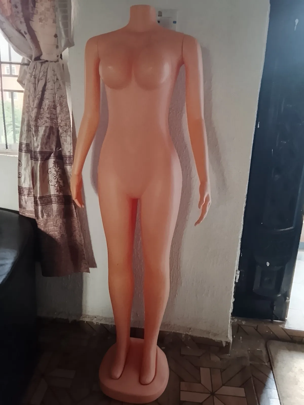 Headless Mannequin - Image 3