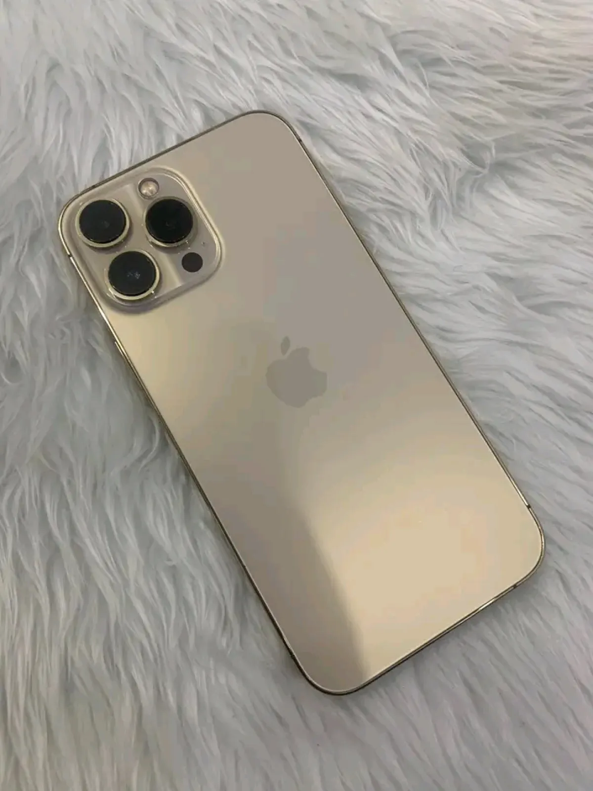 Clean iPhone for sale - Image 3