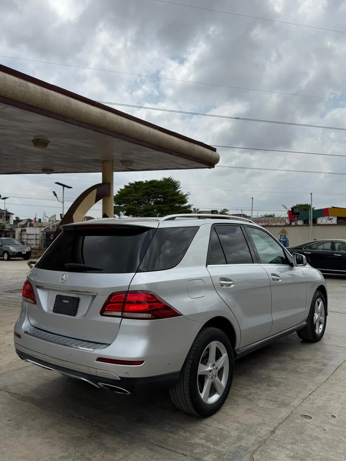 Foreign Used Mercedes Benz GLE350 2017 4Matic - Image 8