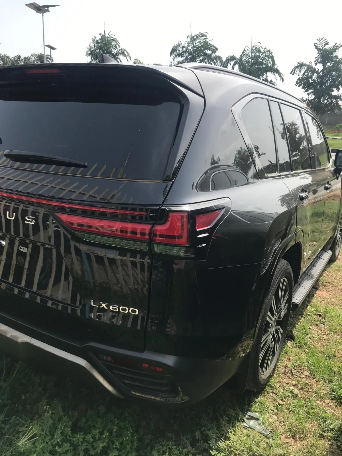 2022 lx600 - Image 5