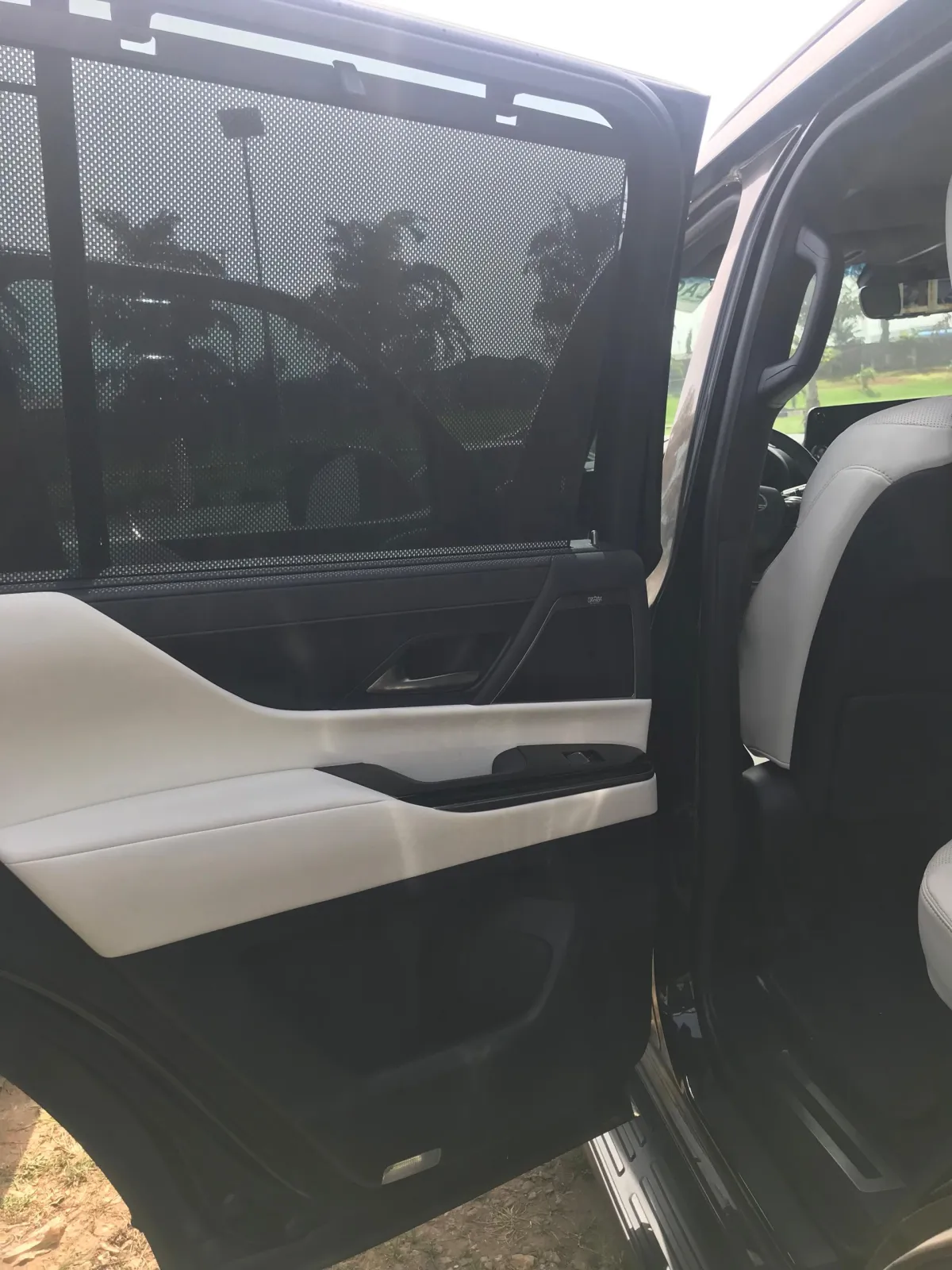 2022 lx600 - Image 8