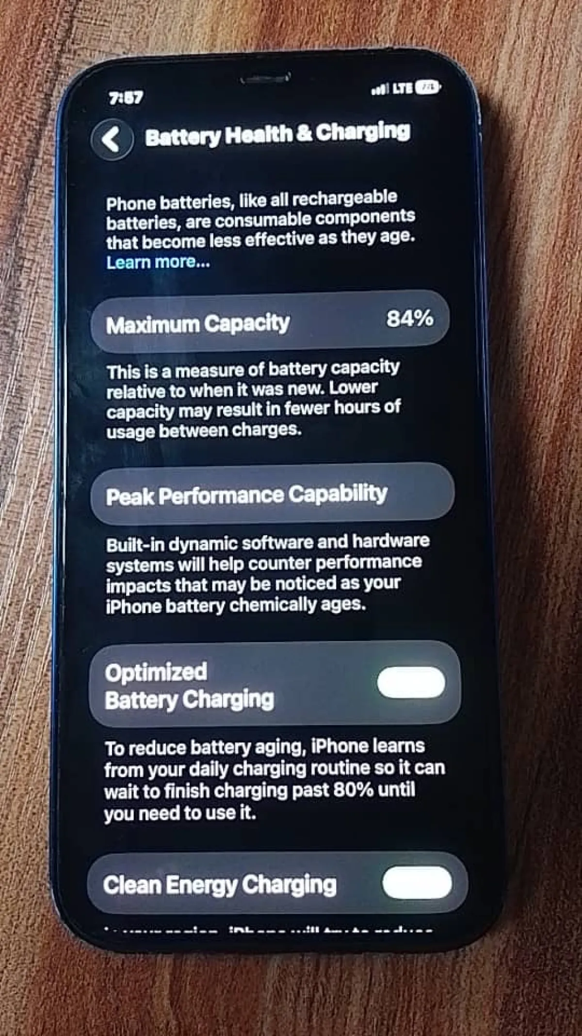 Iphone 12 - Image 3