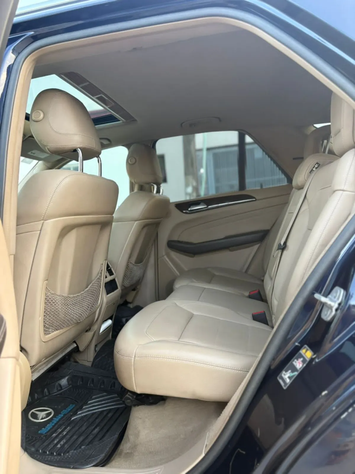 ML350 2013 REGISTERED FOR SALE, Location LEKKI CHEVRON LAGOS - Image 3