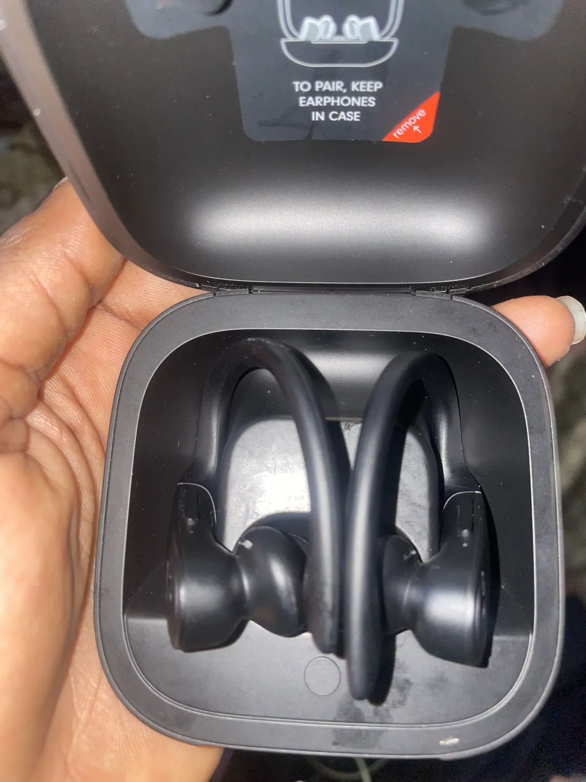 Beats by Dre airpods - Image 1