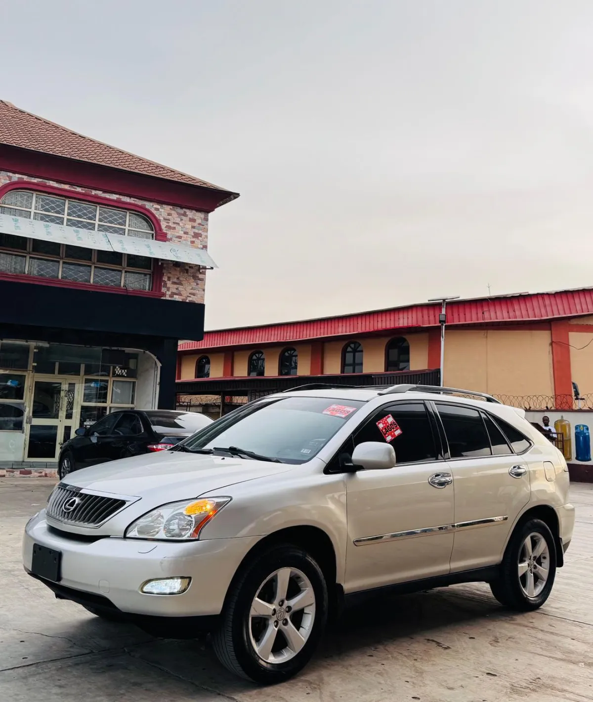 Barely Driven Lexus RX350 2009 Full Option - Image 1