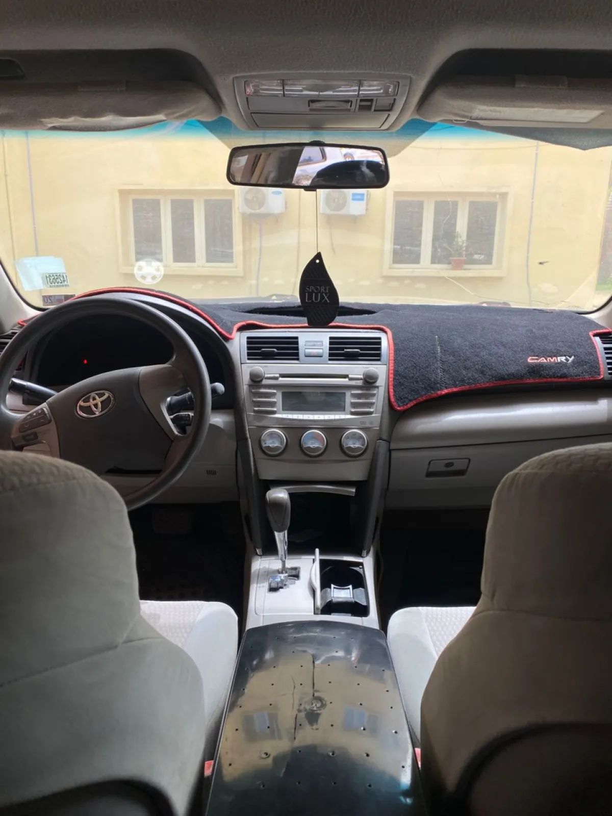2011 Toyota Camry - Image 3