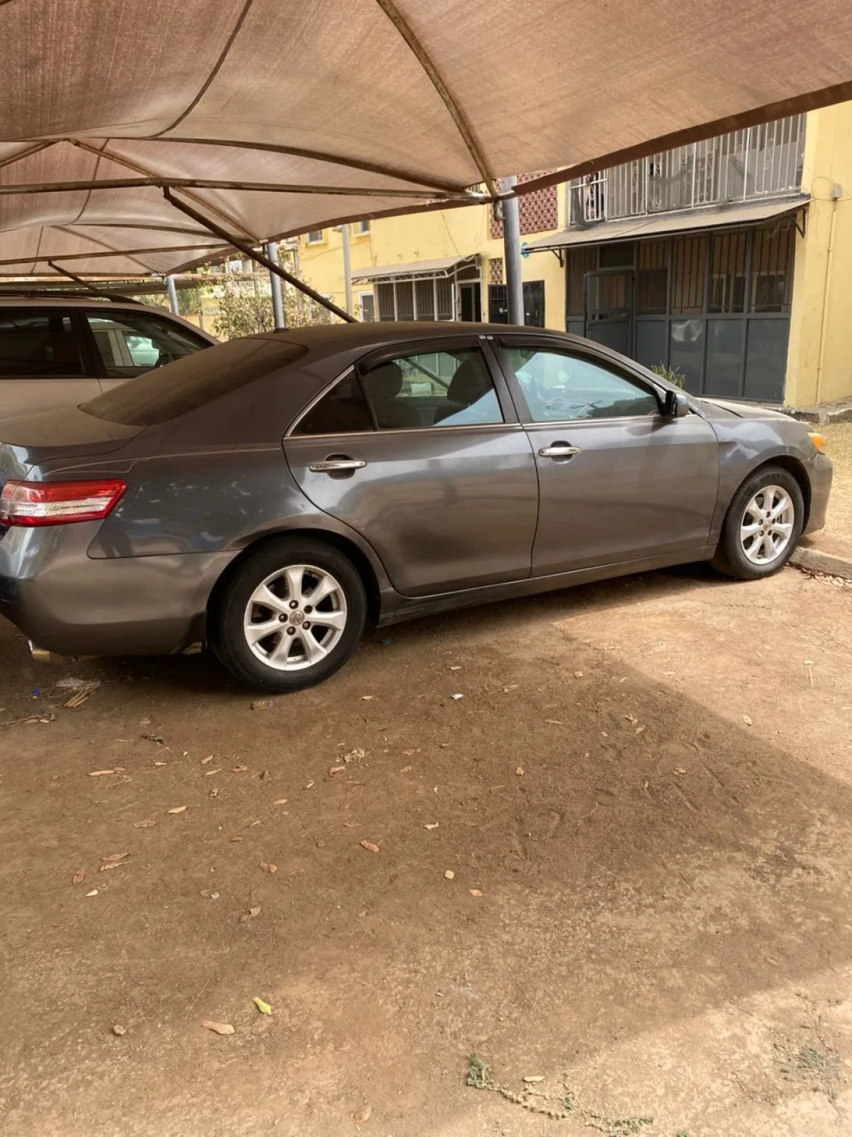 2011 Toyota Camry - Image 7