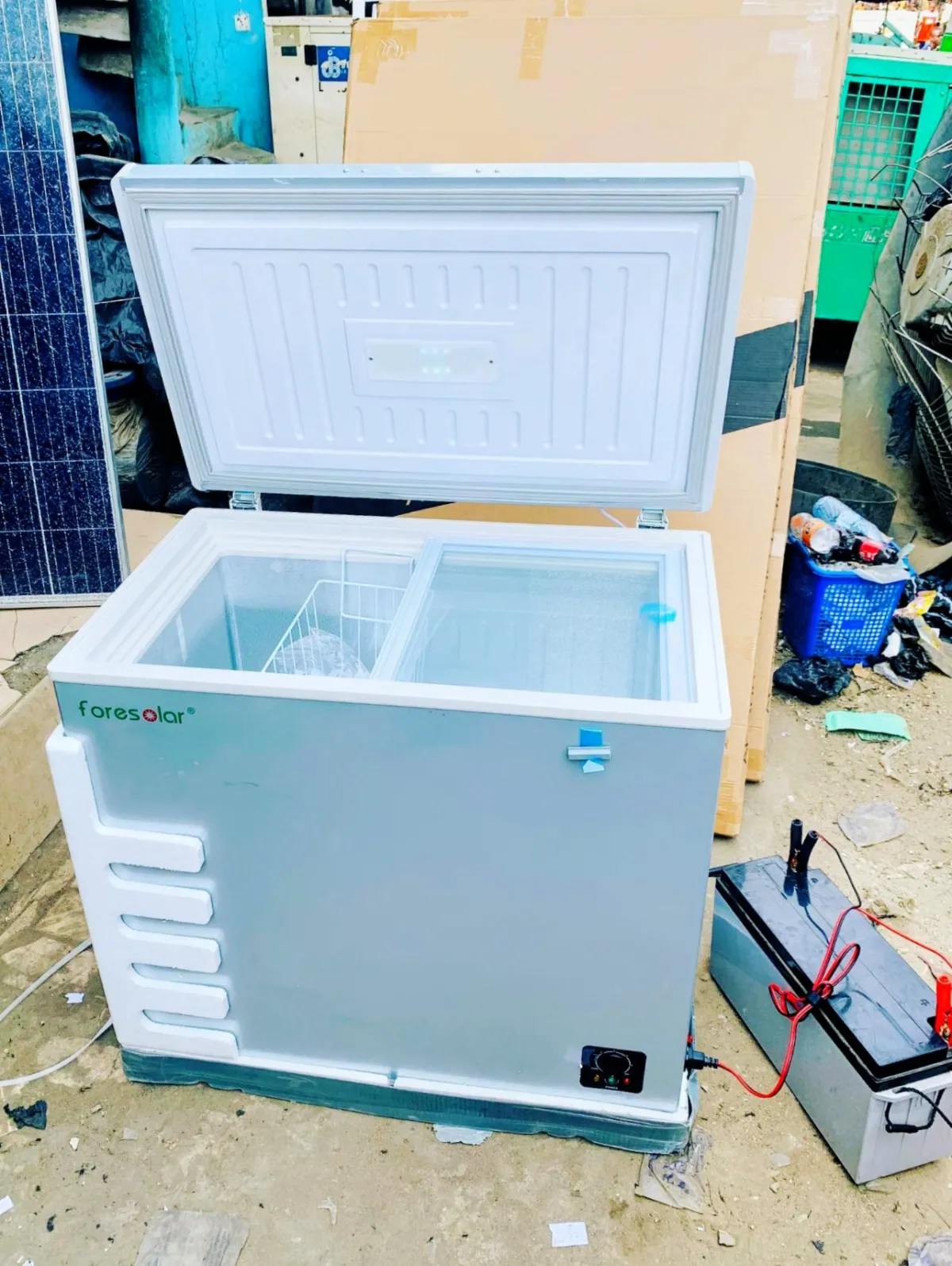 208 liters solar freezer for sale - Image 2