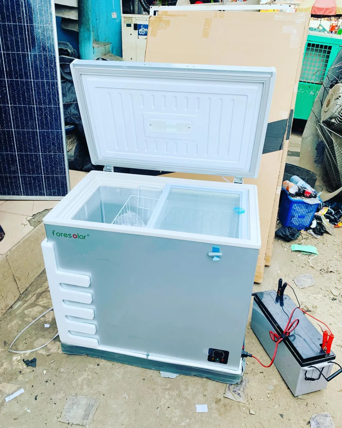 208 liters solar freezer for sale - Image 3