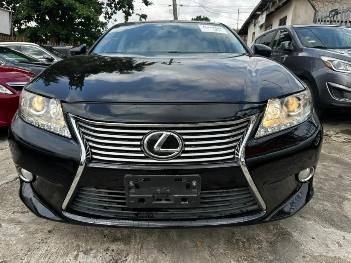 2014 Lexus ES 350 - Image 1