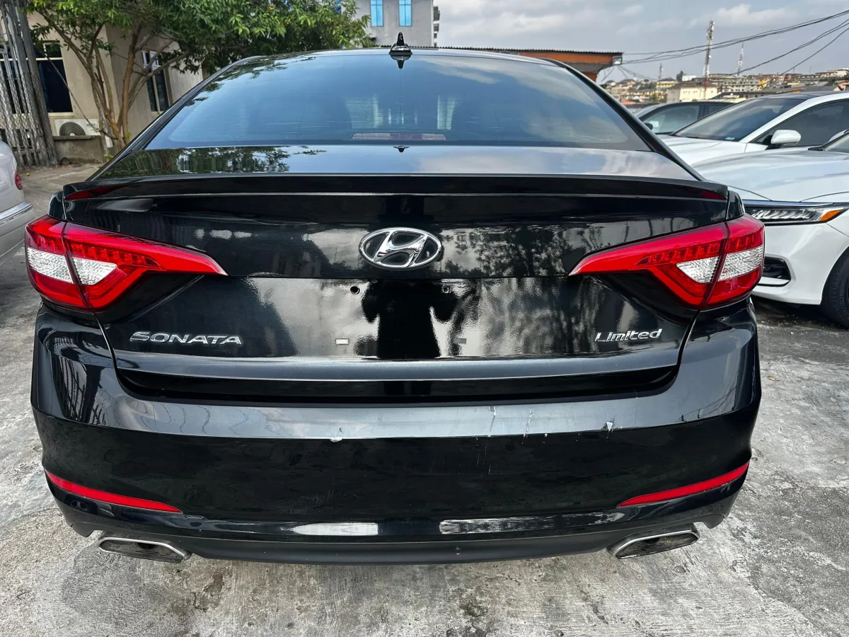 2016 Hyundai Sonata Limited - Image 4