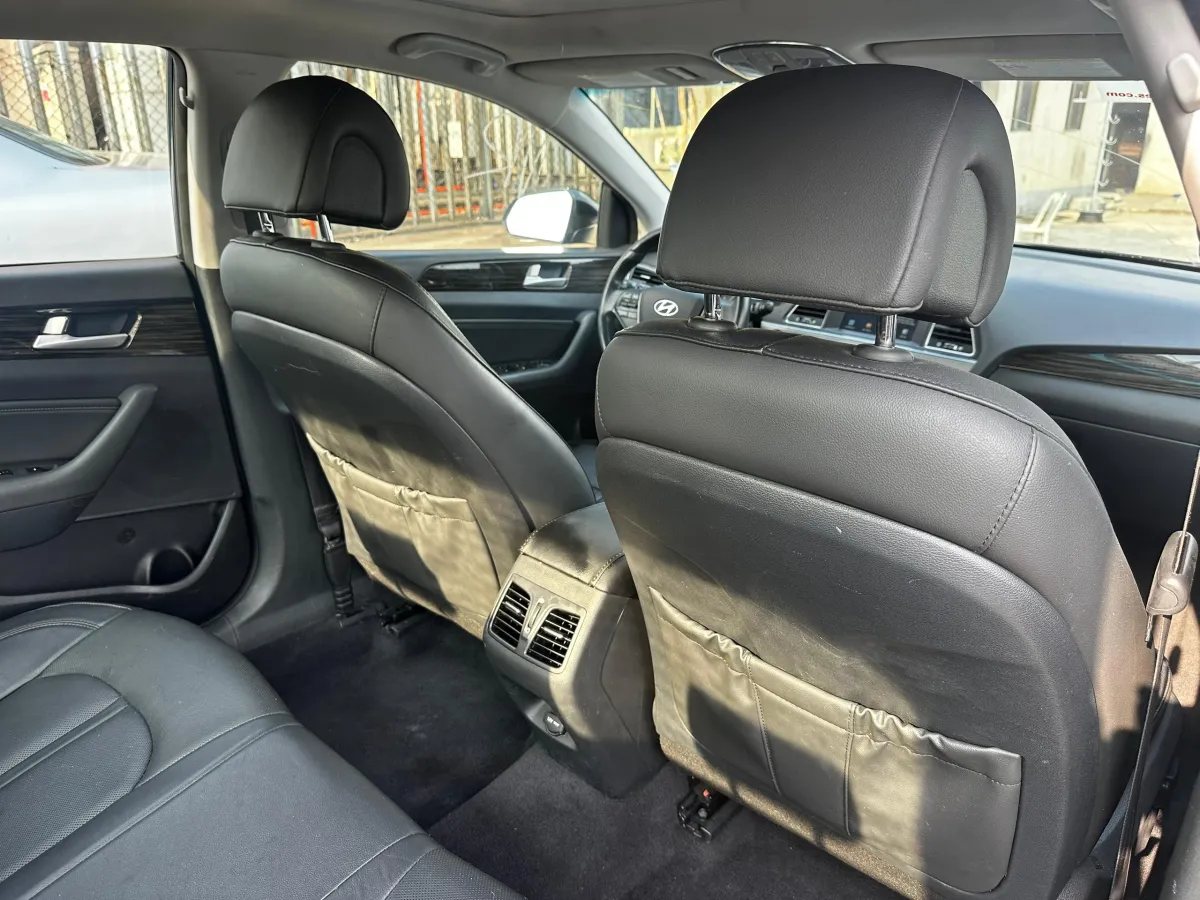 2016 Hyundai Sonata Limited - Image 8