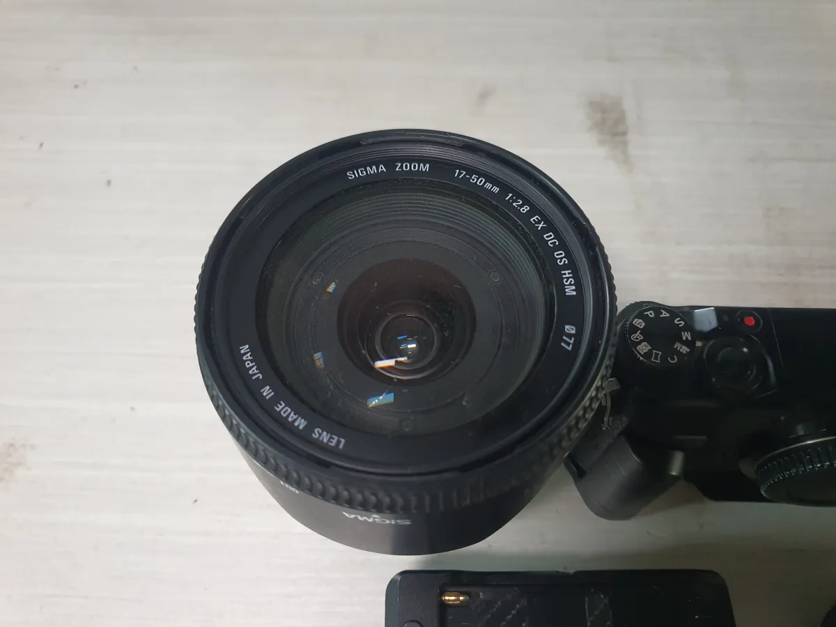 Lumix GX85, Sigma 17-50mm f2. 8, Viltrox Speedbooster - Image 3