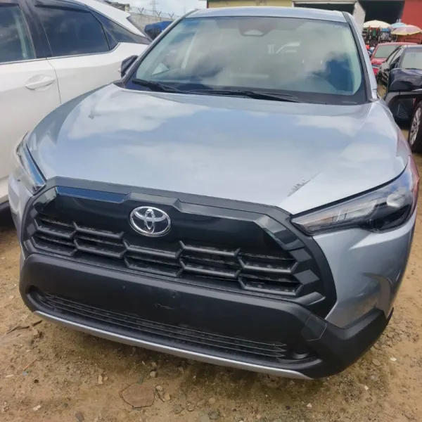 2026 TOYOTA COROLLA CROSS