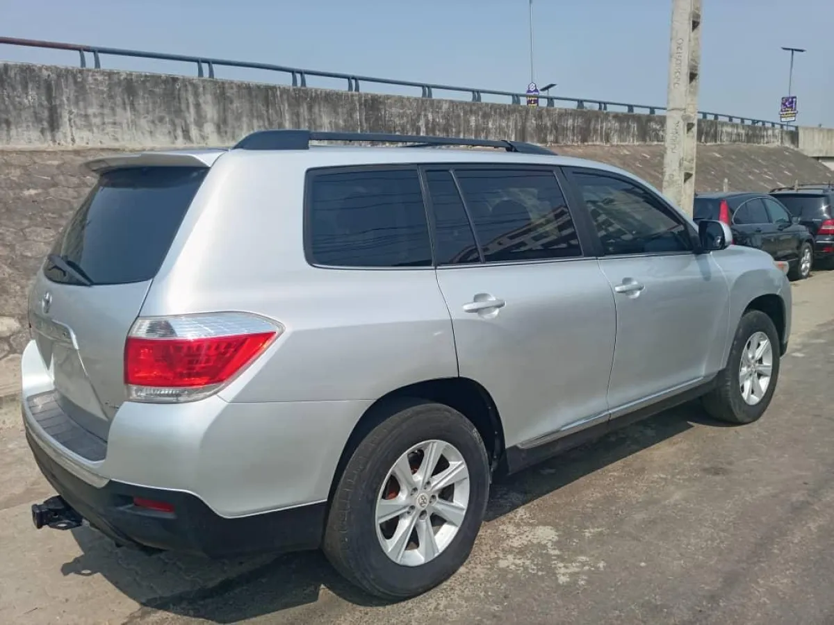 2013 TOYOTA HIGHLANDER - Image 5