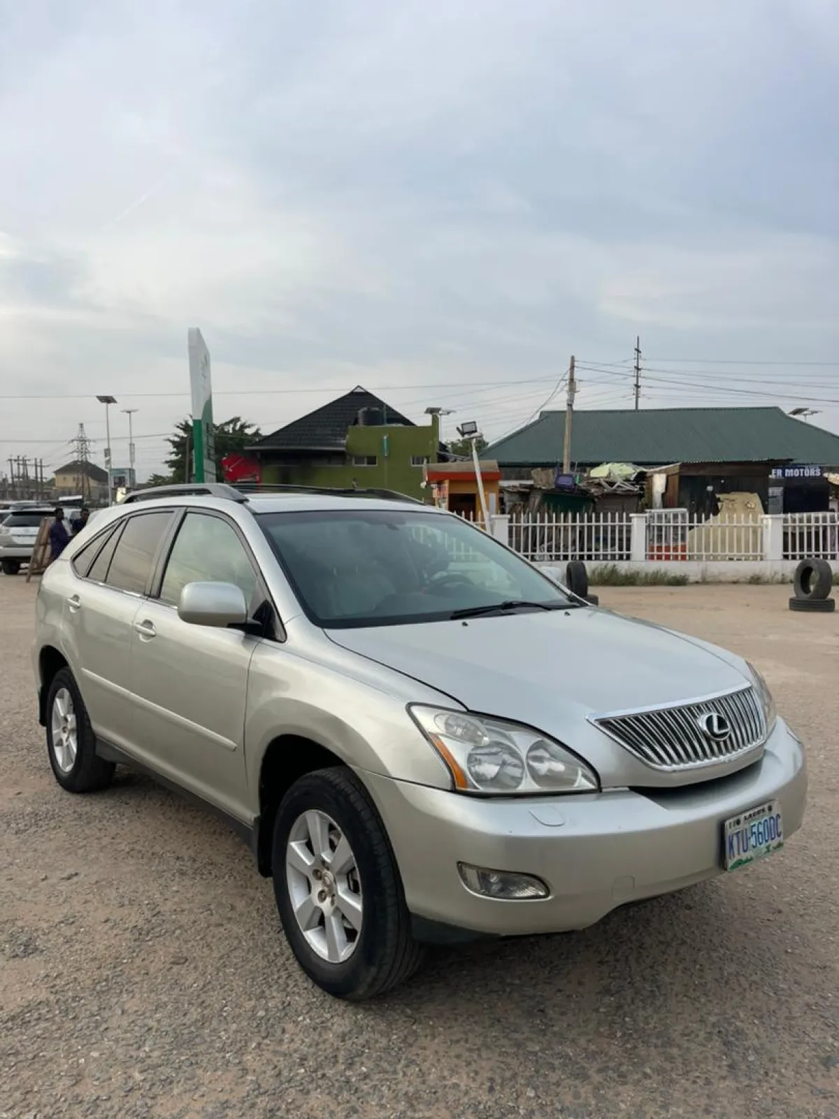 Lexus Rx 330 - Image 4