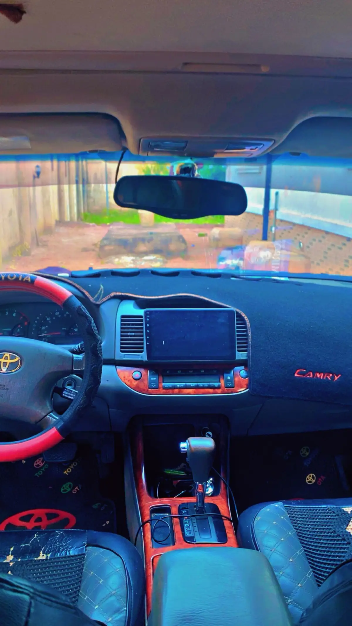 Neatly used Toyota Camry 2.4 - Image 6