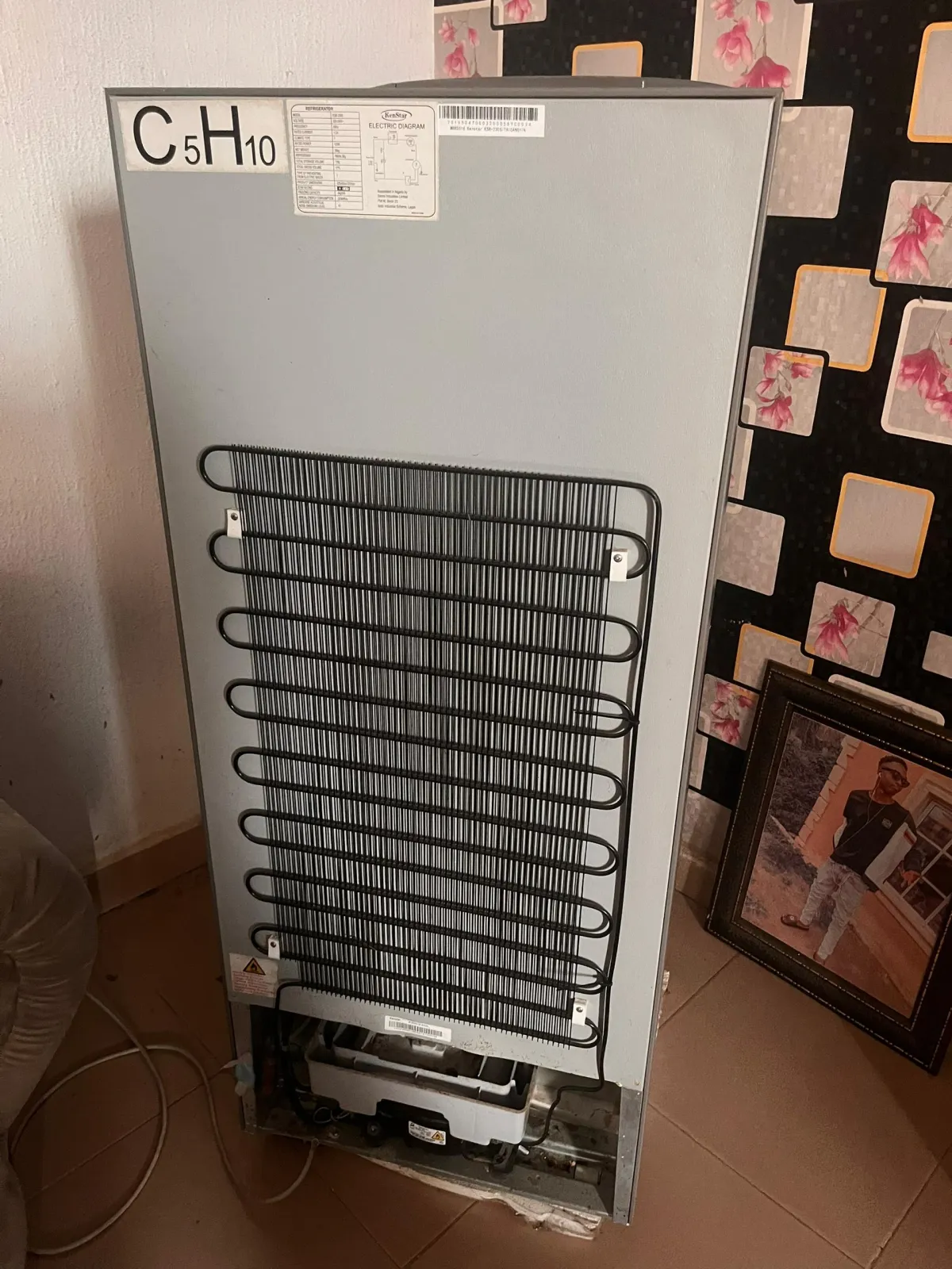 Kenstar Single door fridge with water dispenser - Image 4