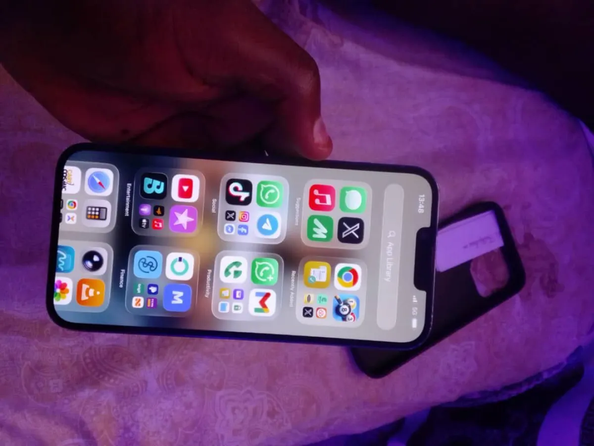 iPhone 13 Pro Max - Image 1