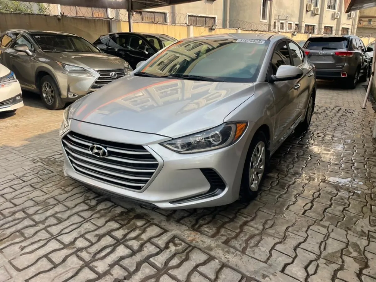 Hyundai elantra - Image 1