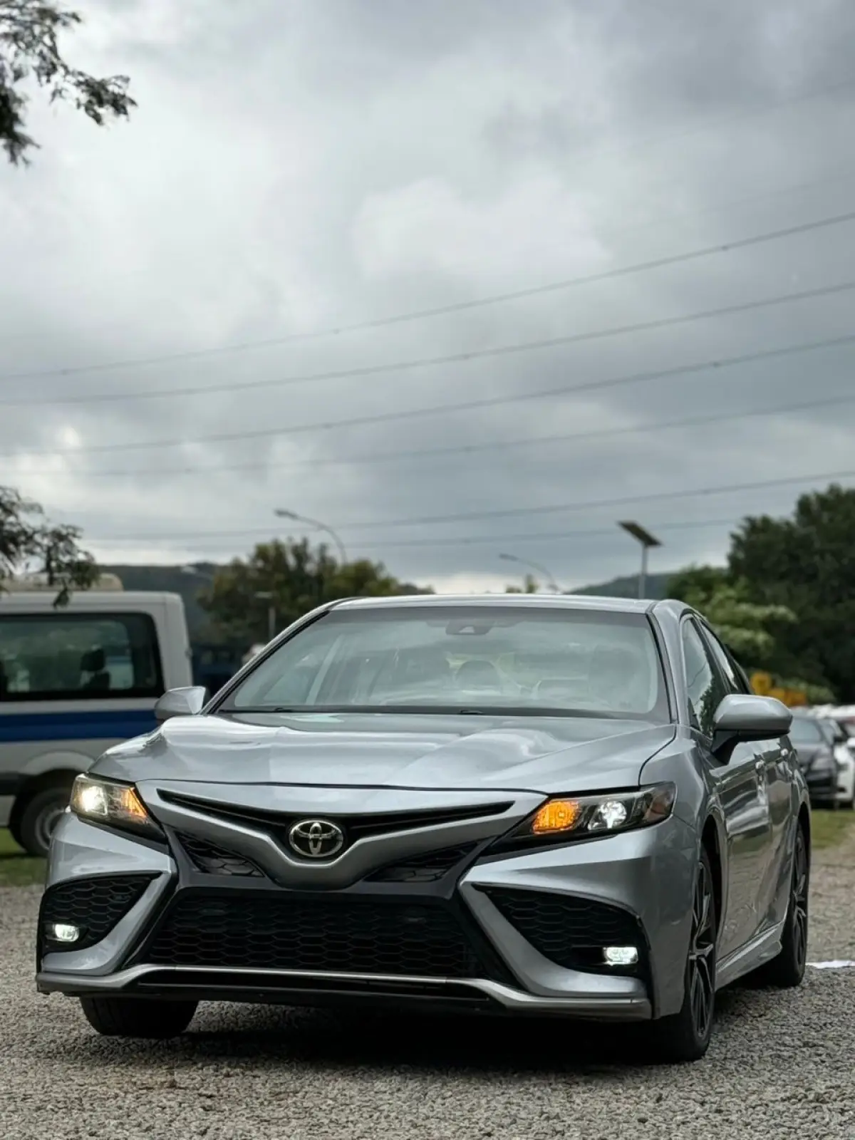 FOREIGN USED 2021 TOYOTA CAMRY SE FOR SALE - Image 2