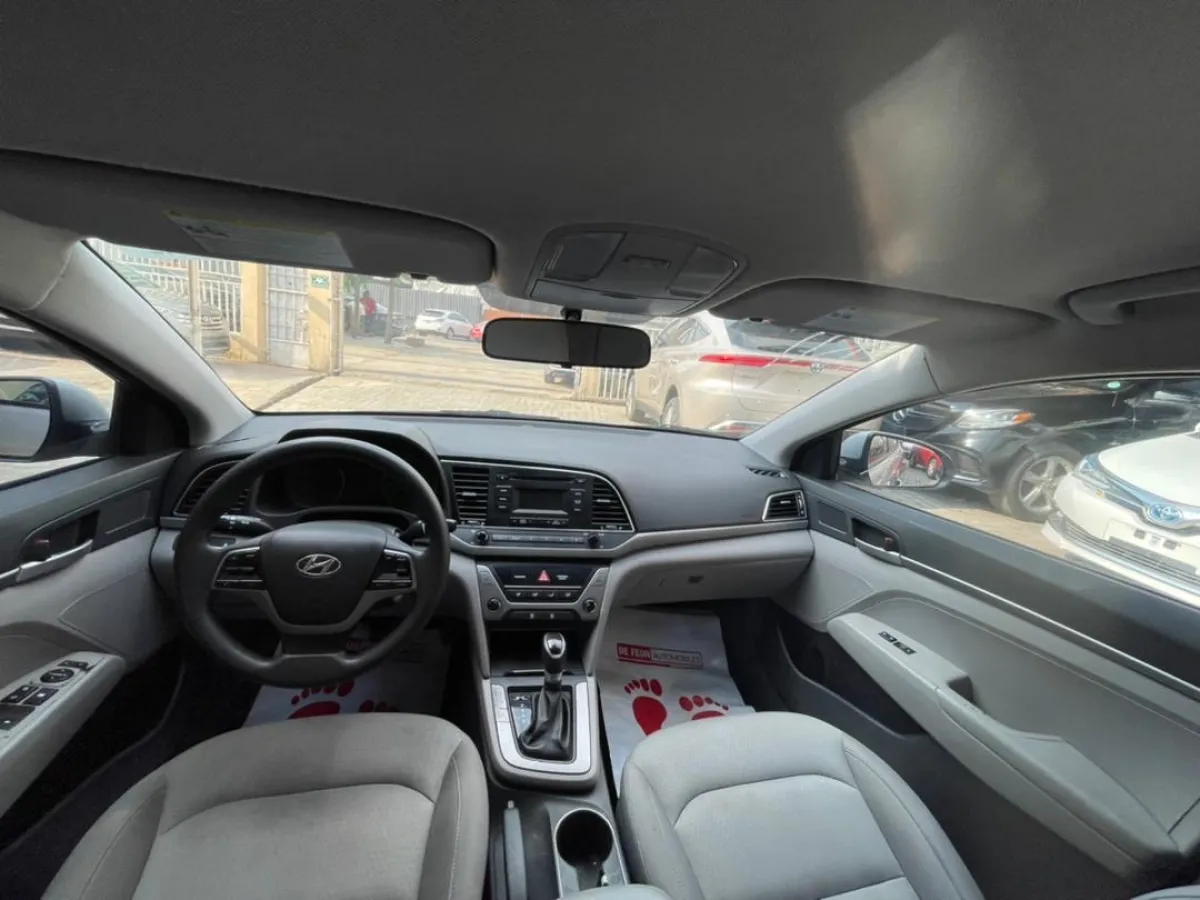 Hyundai elantra - Image 5