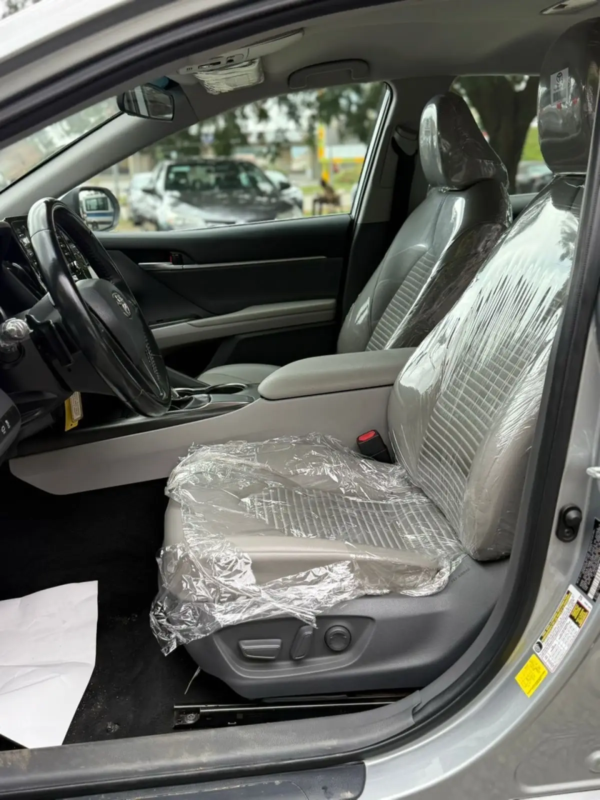 FOREIGN USED 2021 TOYOTA CAMRY SE FOR SALE - Image 6