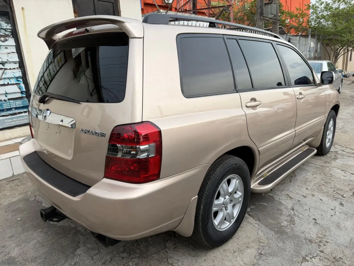2006 Toyota Highlander Limited - Image 4