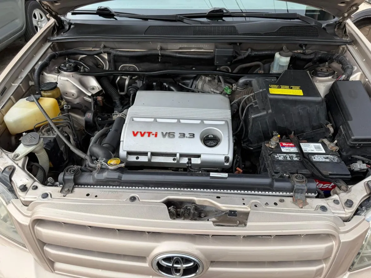 2006 Toyota Highlander Limited - Image 10