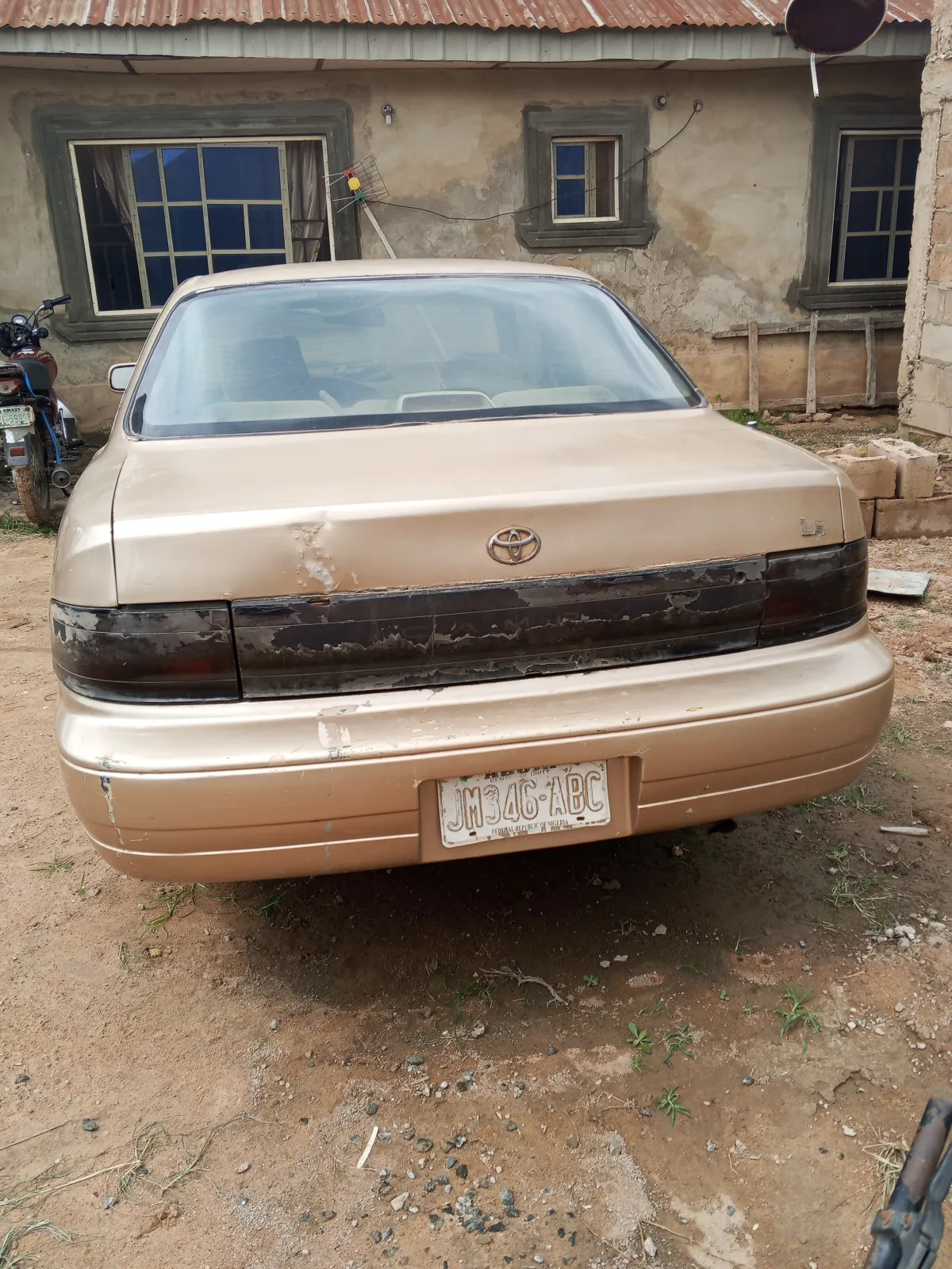 Car, Toyota camry - Image 1