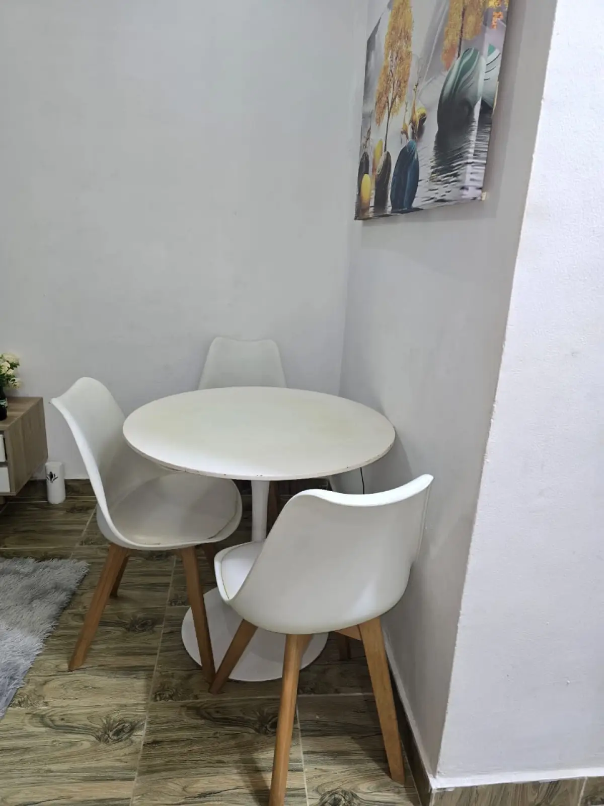 Dinning table and chairs - Image 1