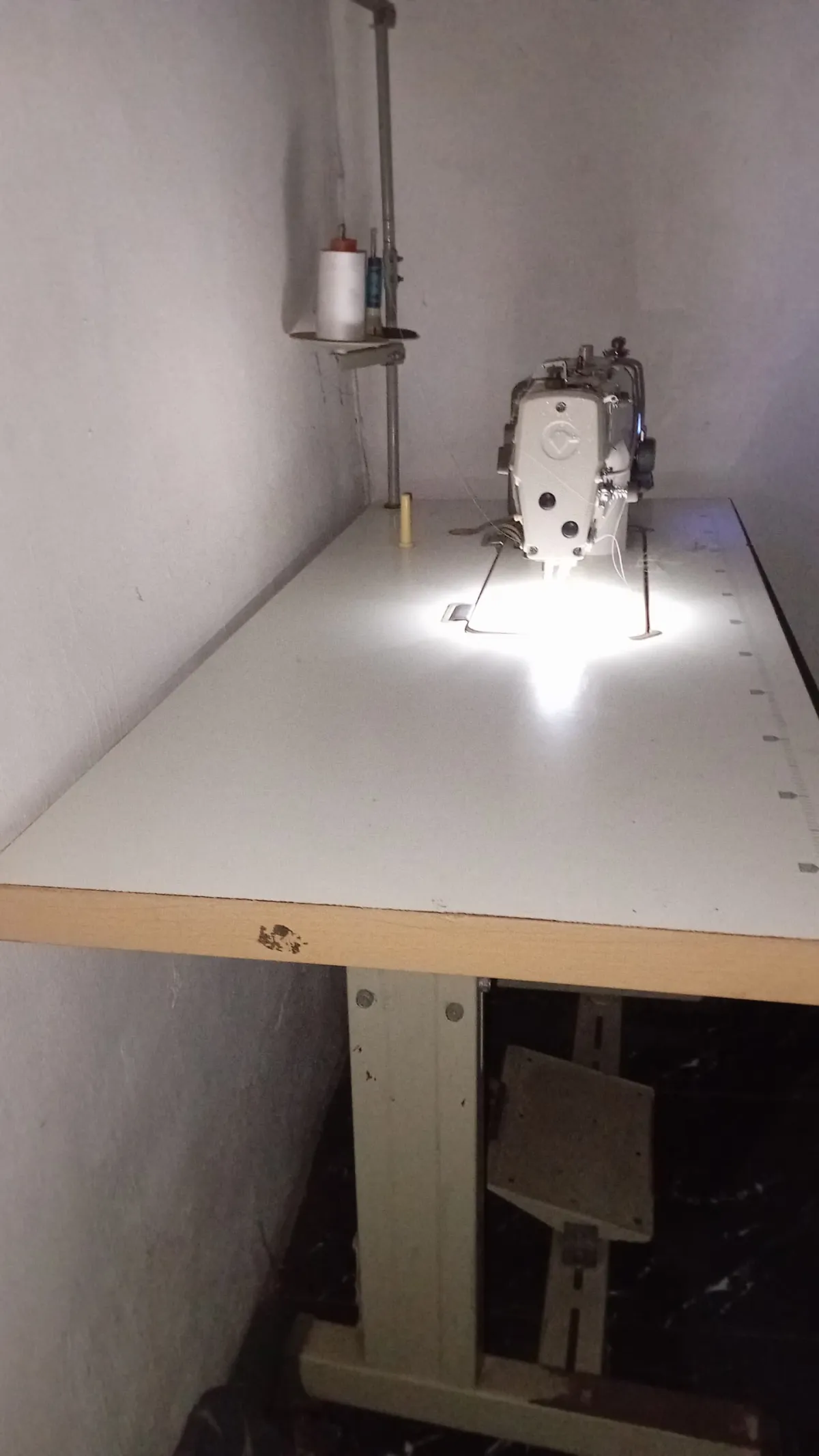 GEMSY Direct Drive industrial sewing machine - Image 4