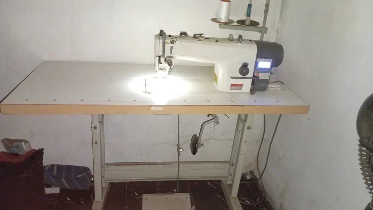 GEMSY Direct Drive industrial sewing machine - Image 1