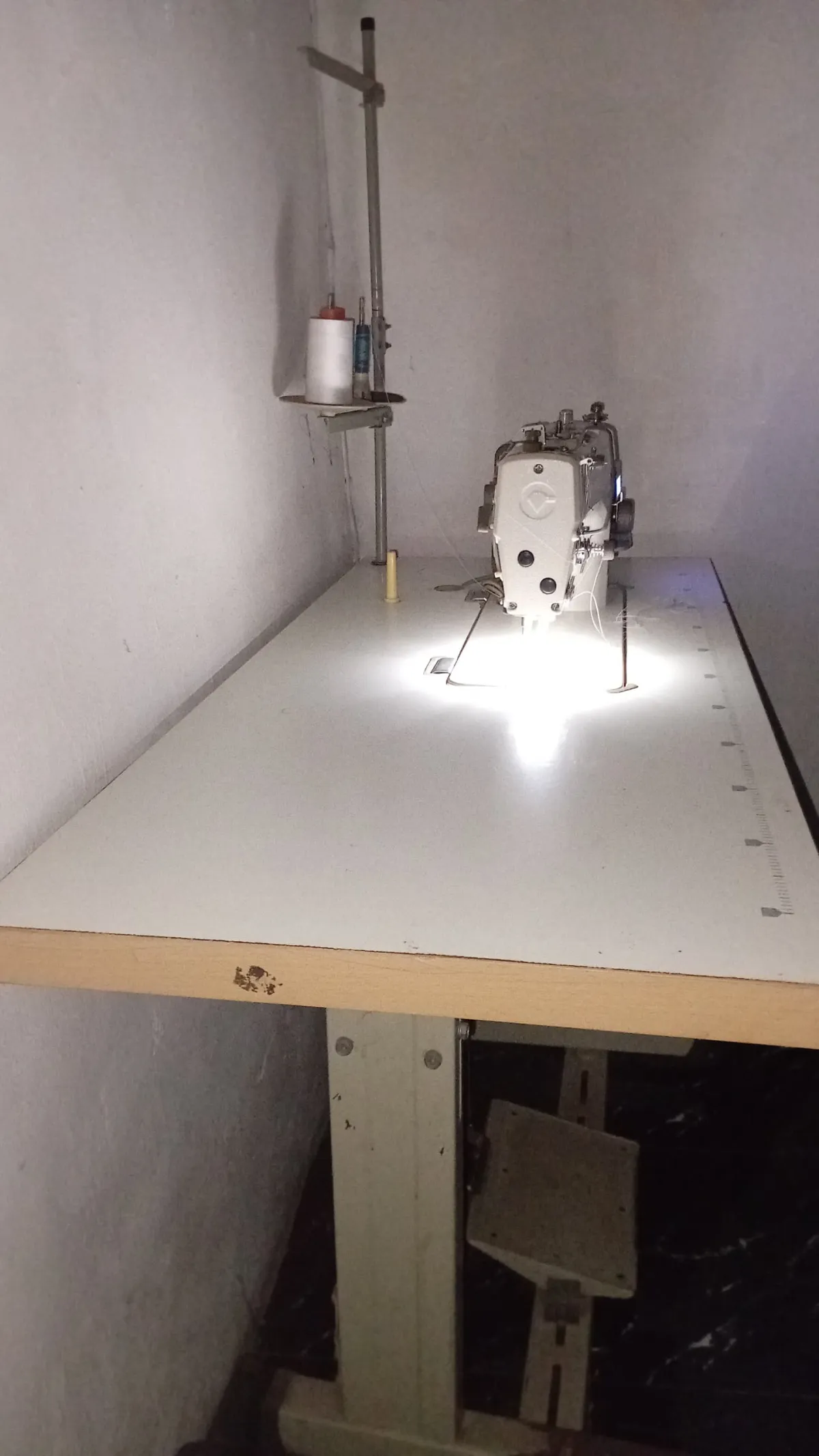 GEMSY Direct Drive industrial sewing machine - Image 3
