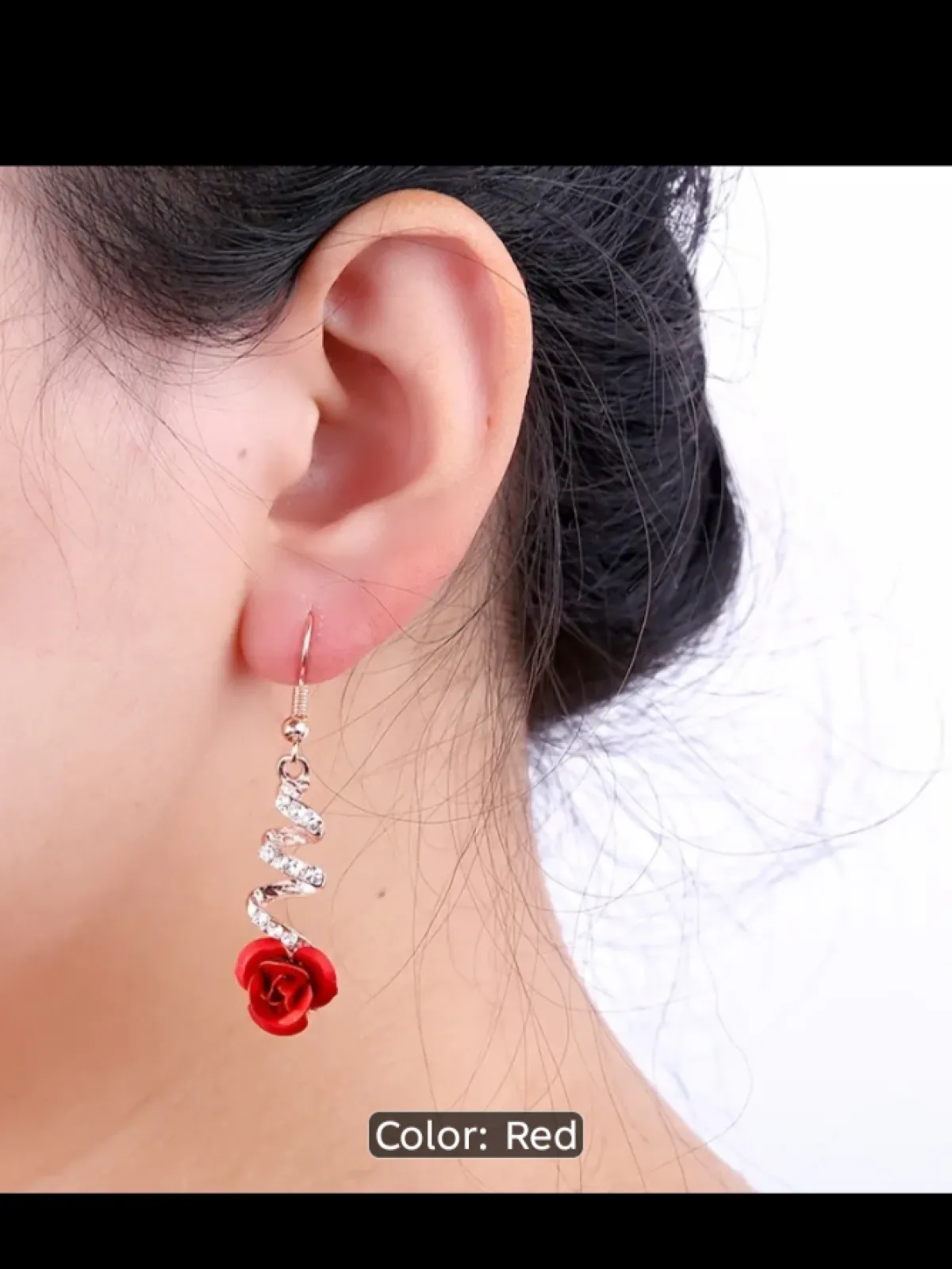 Rhinestone love rose earrings - Image 1