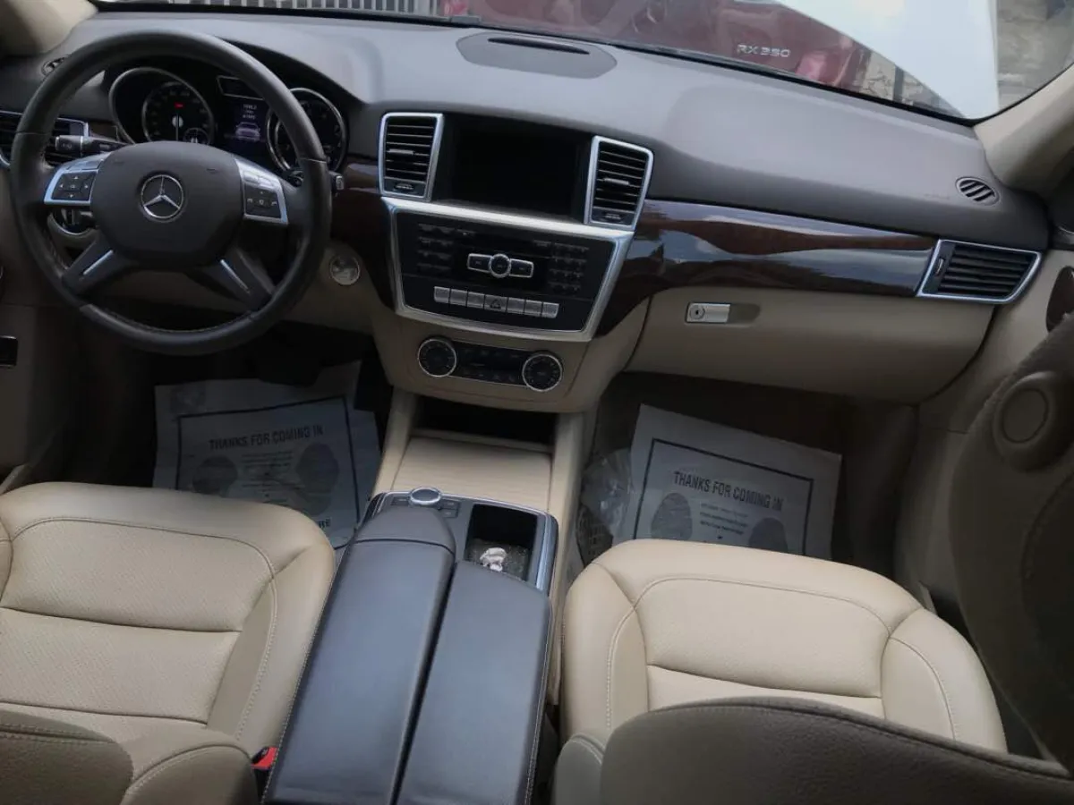 Mercedes Benz ML350 4matic 2013 Model - Image 2