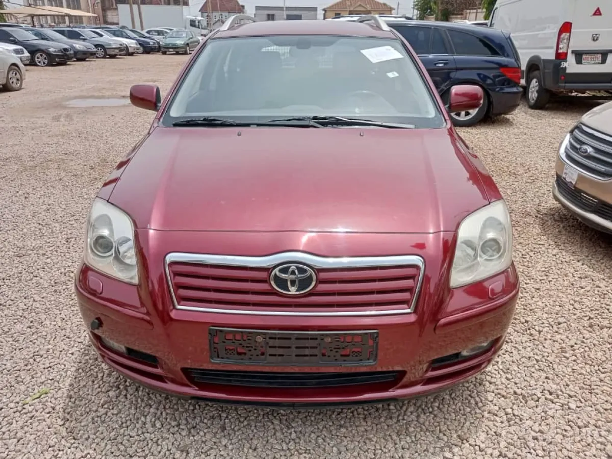Tokunbo Toyota Avensis Wagon Automatic For Sale - Image 5