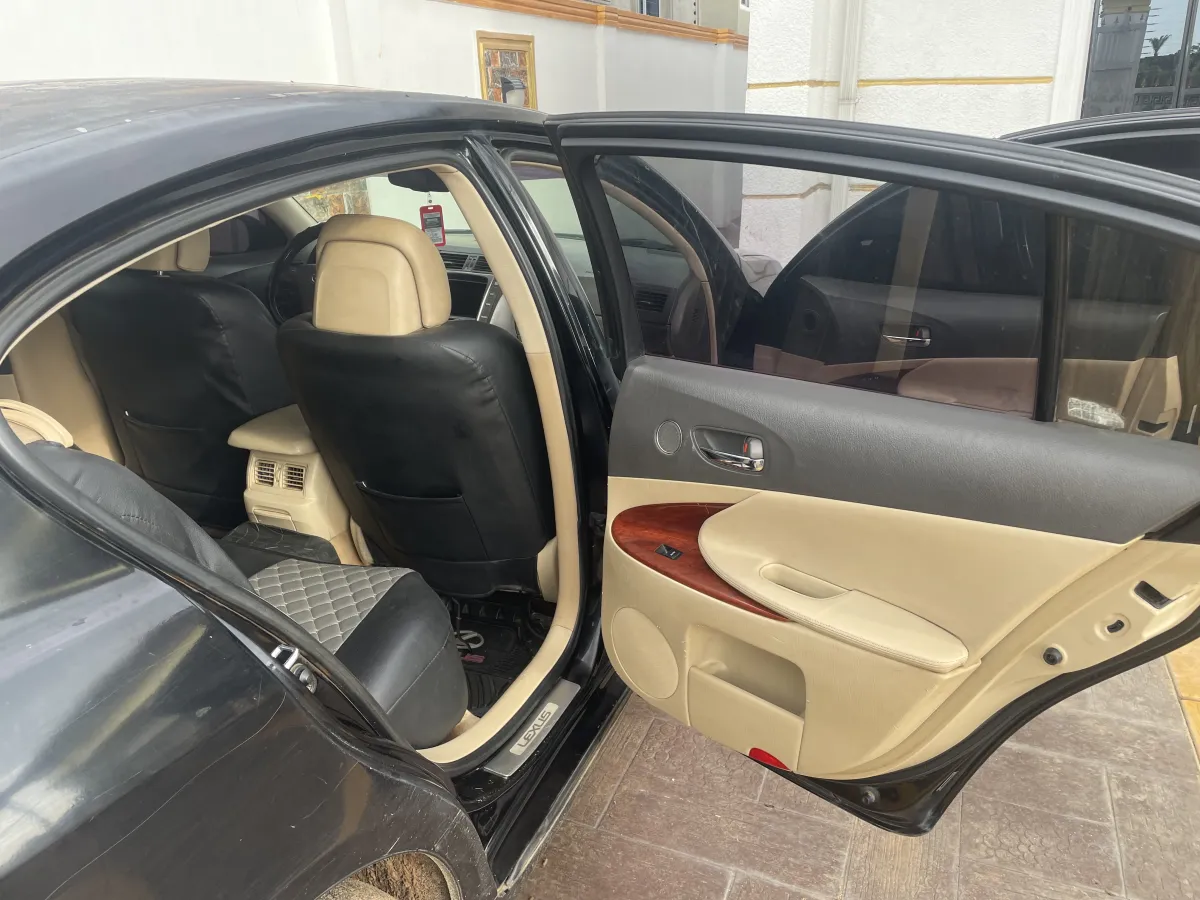 Clean used Gs300 in perfect condition - Image 4