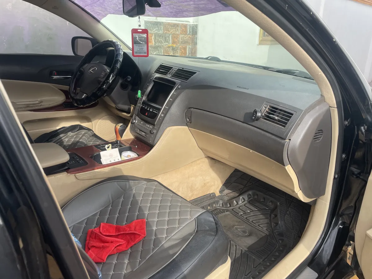 Clean used Gs300 in perfect condition - Image 5
